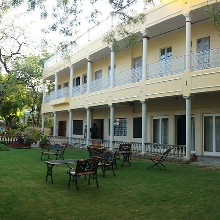 Hotel Jai Niwas Dzsaipur Kültér fotó