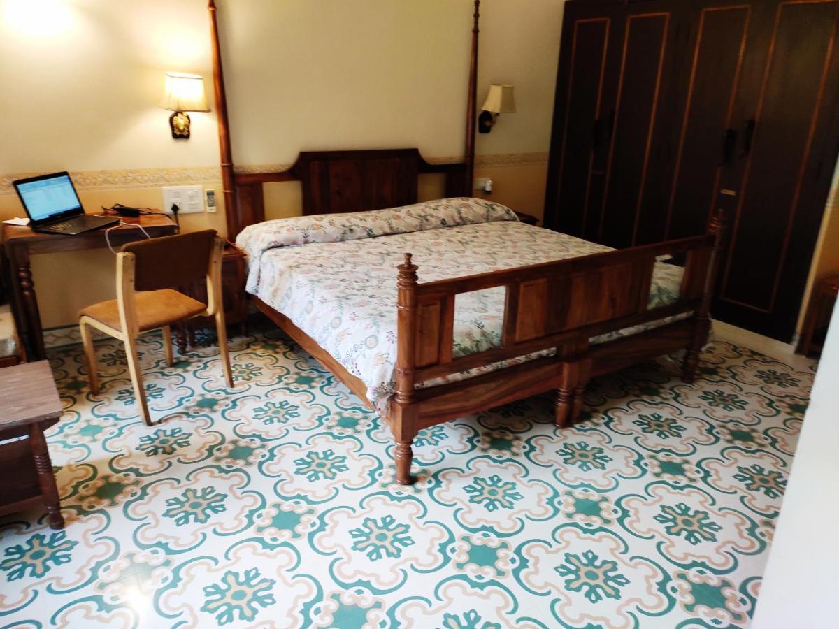Hotel Jai Niwas Dzsaipur Kültér fotó