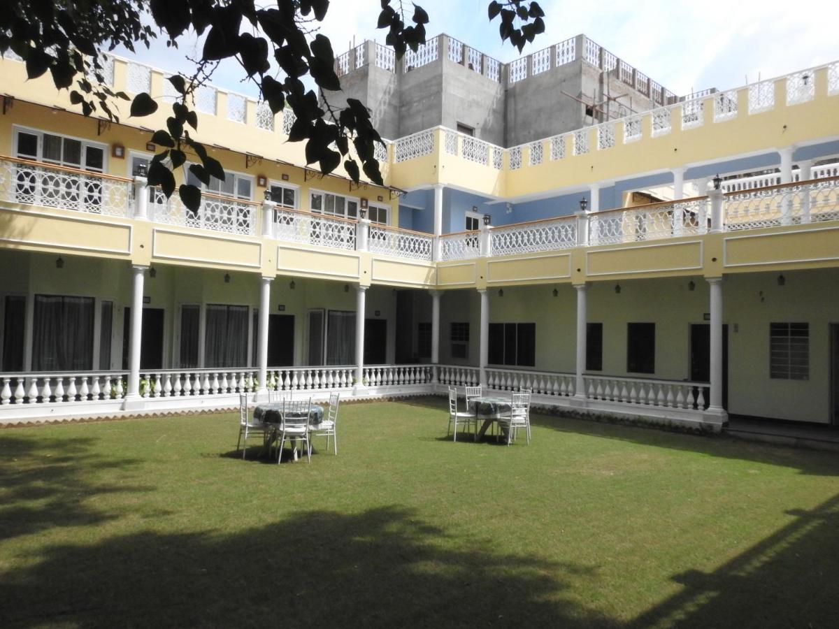 Hotel Jai Niwas Dzsaipur Kültér fotó