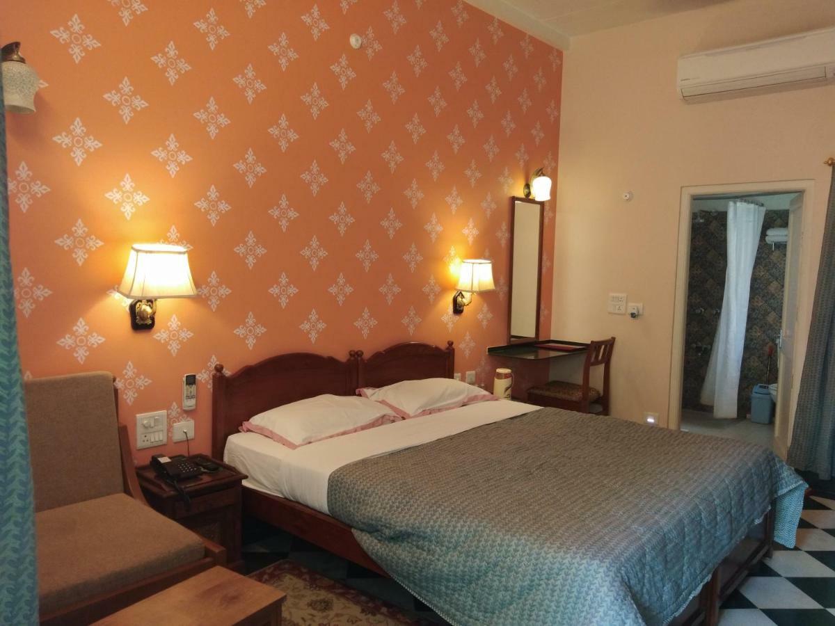 Hotel Jai Niwas Dzsaipur Kültér fotó