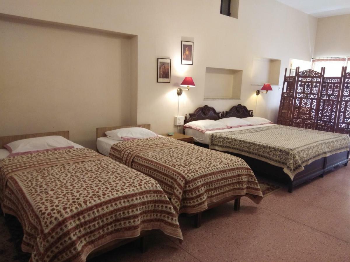 Hotel Jai Niwas Dzsaipur Kültér fotó